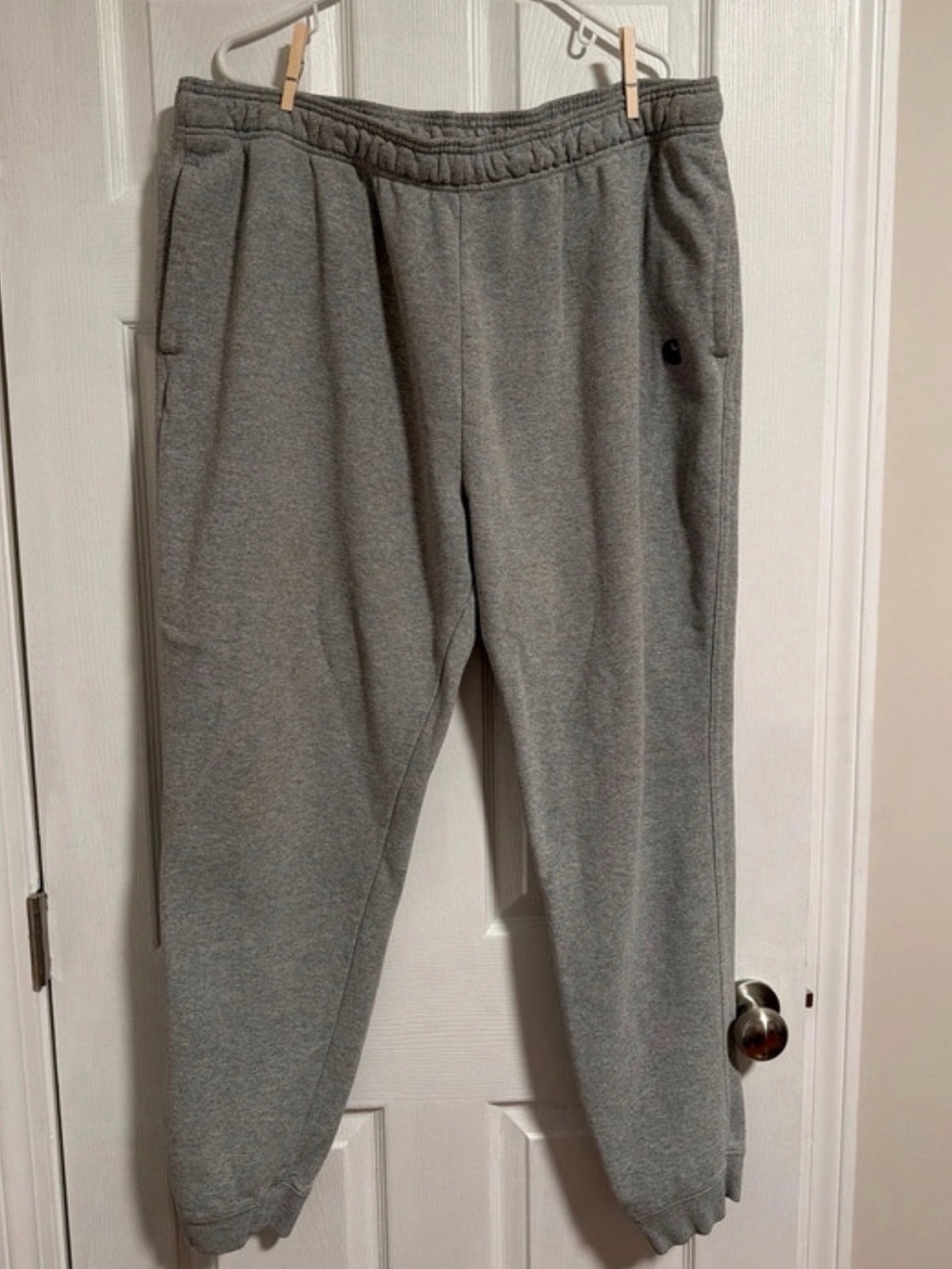 Men’s Grey Carhartt Relaxed Fit Mid-weight Tapered Sweatpants- Size XL